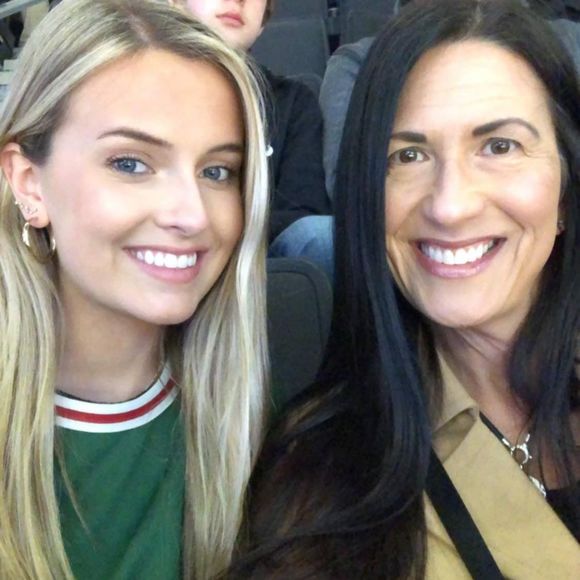 Meet your Posher, Lynelle - Picture 1 of 1